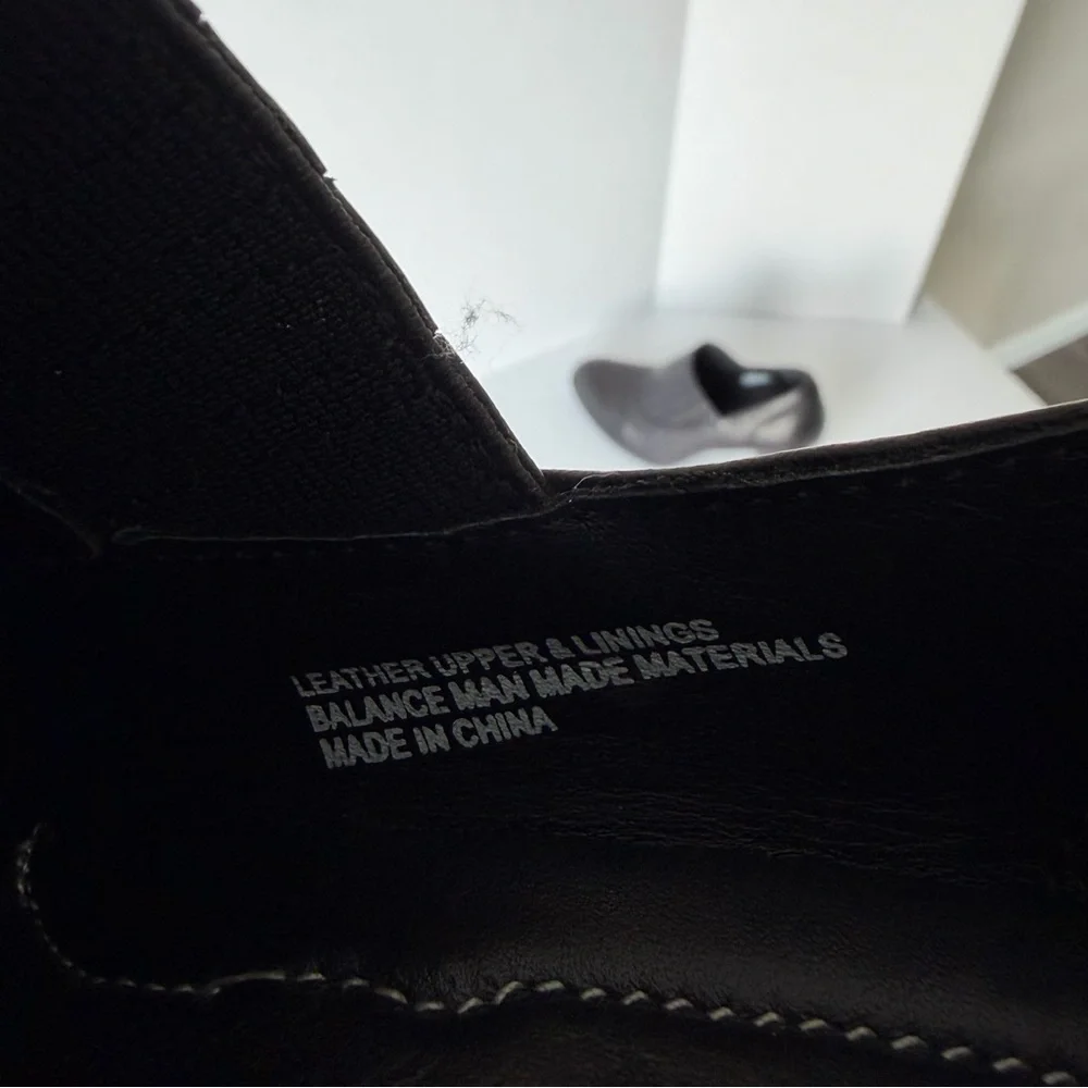 Born Crown Black Leather 3‎ Inch Heels Granny Witchy Academia Women’s 8